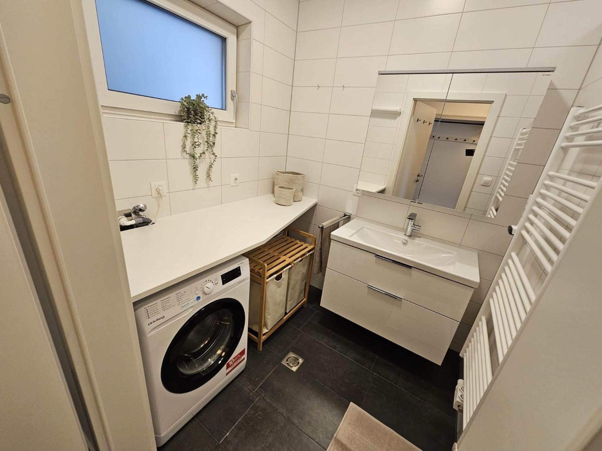 Apartment Leibnitz Im Zentrum Nahe Am Bahnhof Und Der Suedsteirischen Weinstrasse 外观 照片